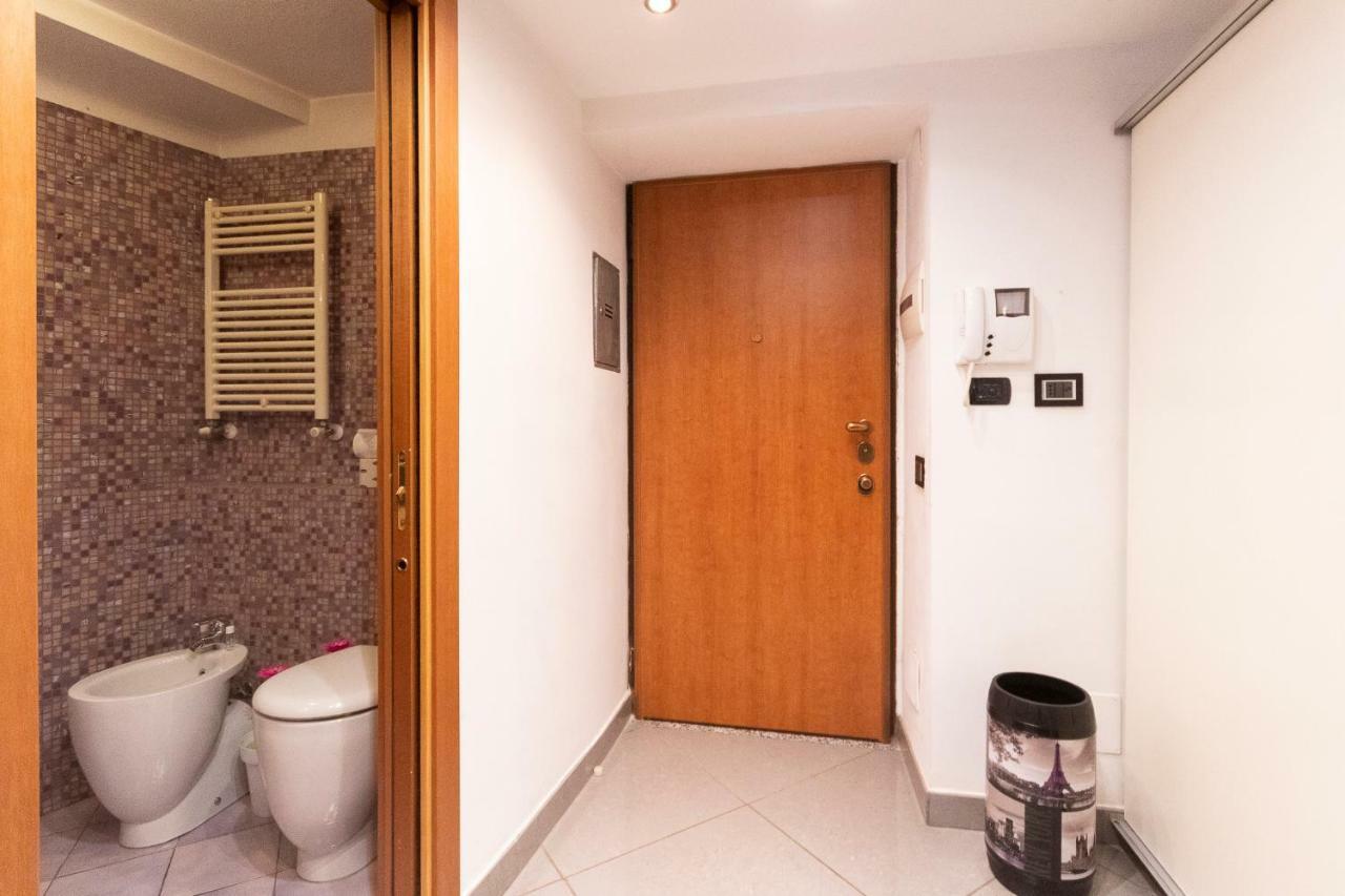 מילאנו Studio Alzaia 54 Navigli מראה חיצוני תמונה